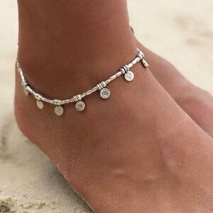 NWOT Adjustable Silver Anklet